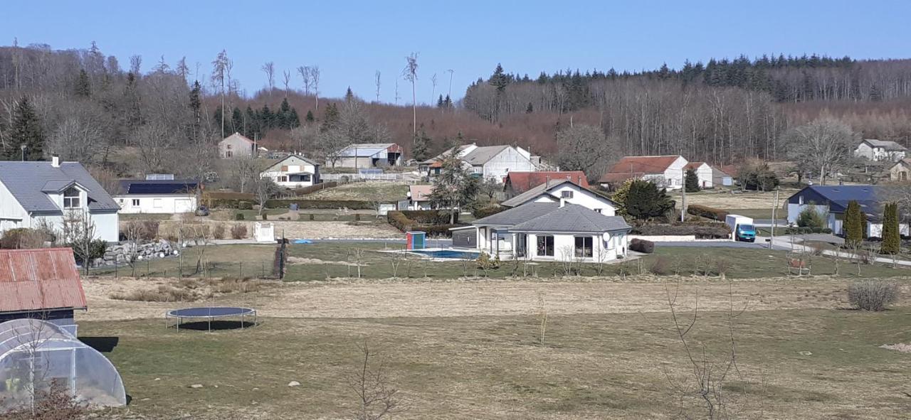 Chez Papy Bed & Breakfast Bellefontaine  Luaran gambar
